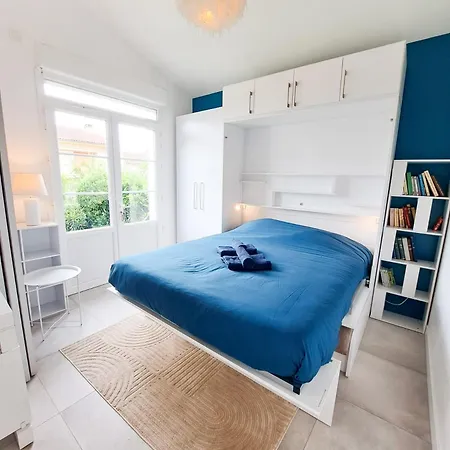 Holiday home Mariella - Maison Familiale, Wifi, 500m De La Royan