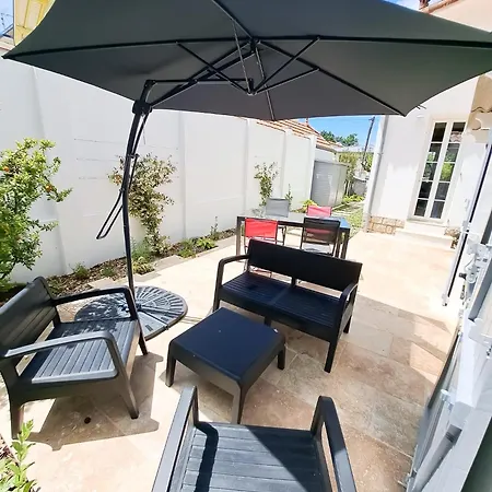 Mariella - Maison Familiale, Wifi, 500m De La