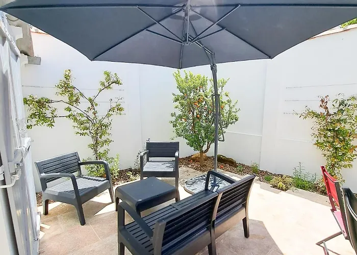 Ferienhaus Mariella - Maison Familiale, Wifi, 500m De La *